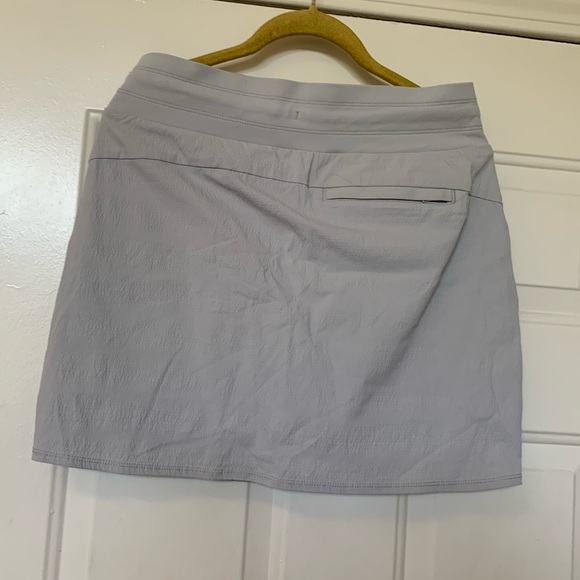 Athleta Gray Tennis Skirt With Shorts 🌴 - Picture 2 of 9